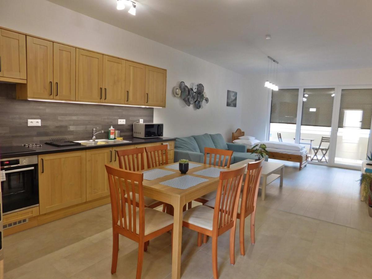 Berki Apartman Kormend Exterior photo