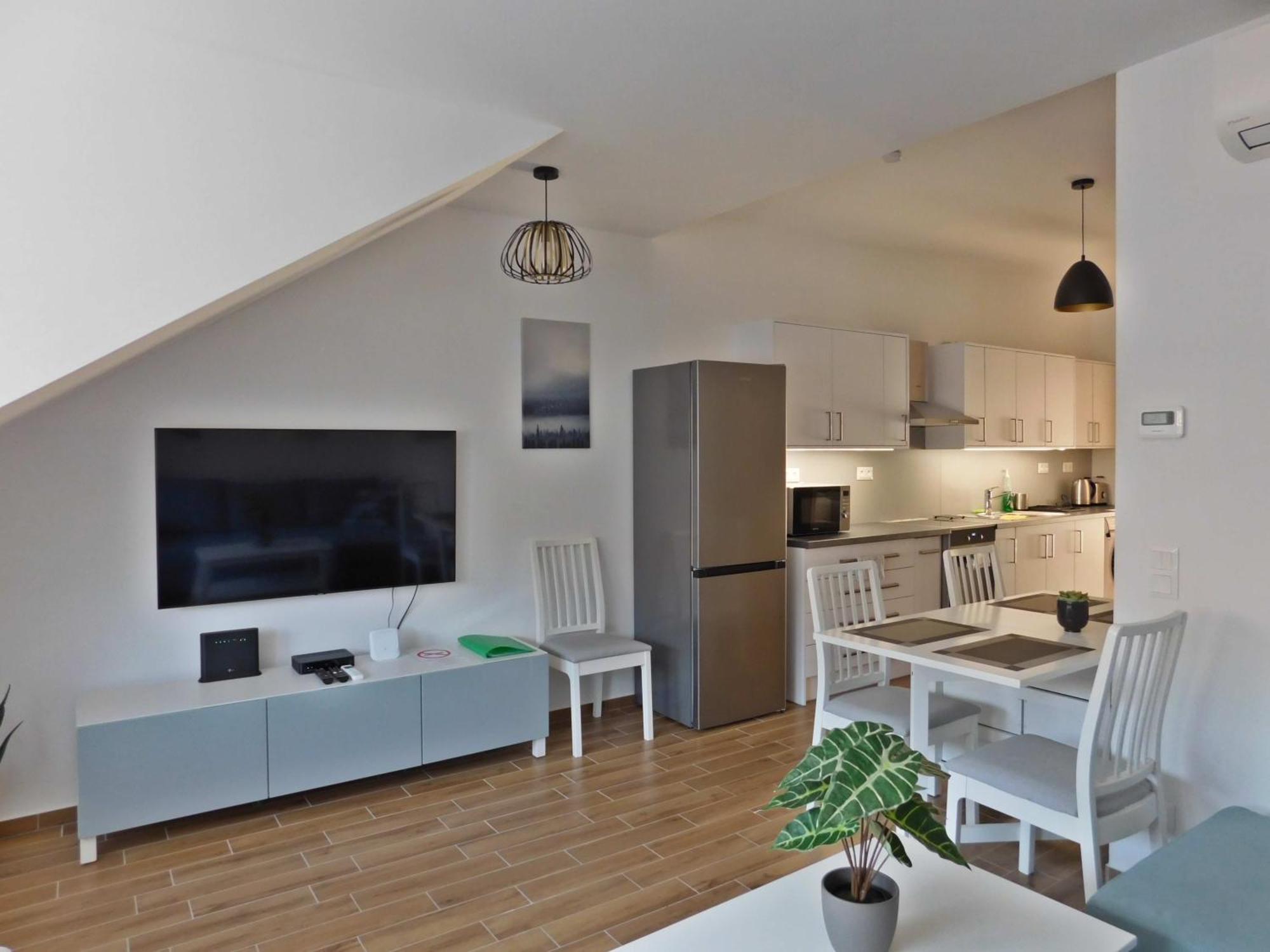 Berki Apartman Kormend Exterior photo